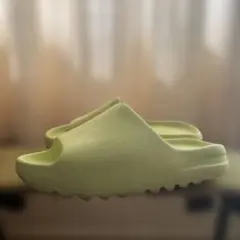 Item thumbnail for item d858f4ff-9fbc-4ab7-8f6a-58bfad08f1dc