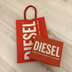 DIESEL 赤 ショッピングバッグ 箱