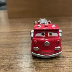 トミカ　カーズ　レッド　スタンダードタイプ