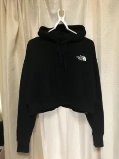 黒パーカー パーカー