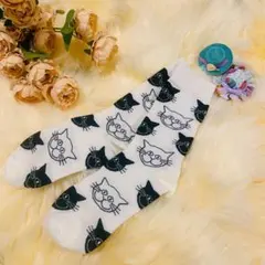 新作！靴下　白黒ネコ白ベースソックス　プレゼントやお揃いでも！　ねこ　猫