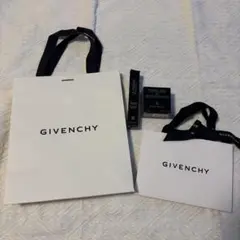 美品 GIVENCHY 空箱 紙袋 リボンのサムネイル