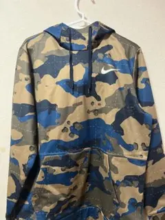 Nike カモフラージュ フード付きパーカー