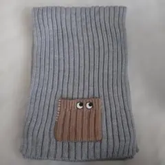 ユニクロANYA HINDMARCH マフラー