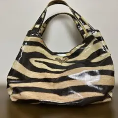 Item thumbnail for item 9ef08654-fc68-4ae2-a9f4-dc35ff8cd285