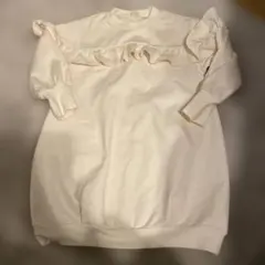 クリーム色フリル長袖ワンピース