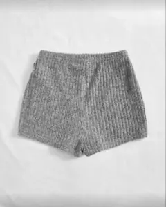 SHEIN 短パン　灰色