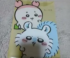 ★ちいかわ　カニちゃん　モモンガ　クリアホルダー　クリアファイル　A5サイズ
