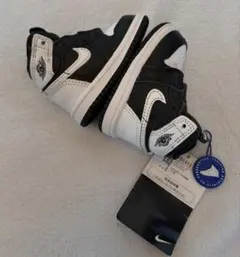 Item thumbnail for item 5788451d-de1a-4e94-b3b7-eb72acffbeed