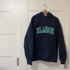 エクストララージ　XLARGE 　ネイビー フード付きパーカー　メンズ　Lサイズ
