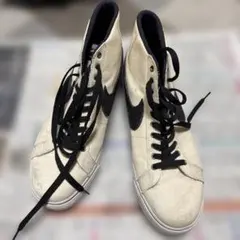 Nike SB Blazer Mid TWO UPホワイト/ブラック