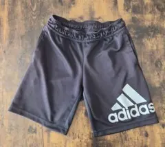 adidas キッズ ハーフパンツ ブラック