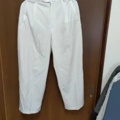 GUホワイト ストライプ ワイドパンツ