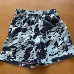 Under Armour 迷彩柄ハーフパンツ