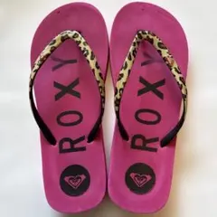 ROXY ピンク ヒョウ柄ビーチサンダルのサムネイル
