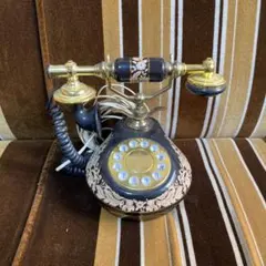 Item thumbnail for item 318b6e4c-5359-41a5-a6ed-6f8a1bc85598