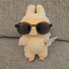 ラブブのサングラス