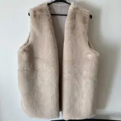 （新品未使用）フェイクファーノーカラージレMサイズ