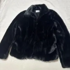 極美品・EGOISTです黒フェイクファー ジャケット・ブラック　サイズ2