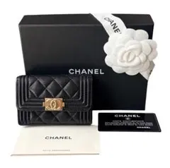 CHANEL BOY CHANEL 三つ折り財布 ブラックのサムネイル