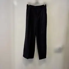 黒 ストレートパンツ