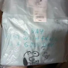 新品ユニクロUTシャツスヌーピー水色130USJ好きに