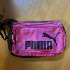 PUMA ショルダーバッグ ピンク ブラックのサムネイル