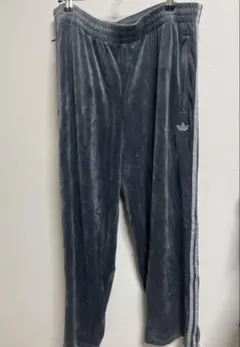 adidas Originals ベロア トラックパンツ グレー 2XLのサムネイル