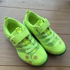 スニーカー　スパイク17.0cm　ATHLETA　サッカー　トレーニングシューズのサムネイル