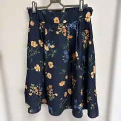 JILLSTUART 花柄 フレアスカート ネイビー Mのサムネイル