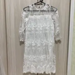 ホワイト 花柄 刺繍 レース ドレスのサムネイル