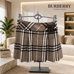 Burberry ノバチェック プリーツ ミニスカート ベルト付き - メルカリ