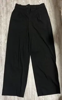ユニクロ タックワイドパンツ ブラック Sサイズ