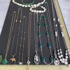 まとめ売りアクセサリーO94☆ネックレスなど12点白緑系　オークション