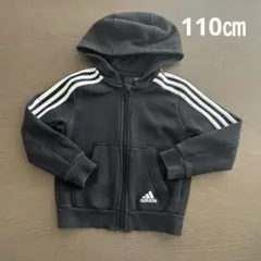 adidas 黒 フード付きパーカー　110cm