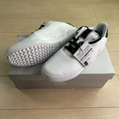 アディダス シューズ