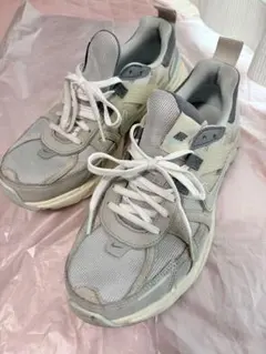 NIKE V2K RUN 25.5cm