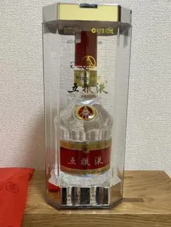 [希少：未開封] 五粮液 白酒　中国 52％ 500ml 陶器　パンダ　限定 希少：未開封] 五粮液 白酒 中国 52％ 500ml 陶器 パンダ 限定