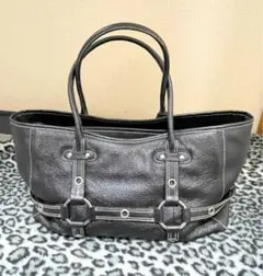 合皮皮革のハンドバッグ