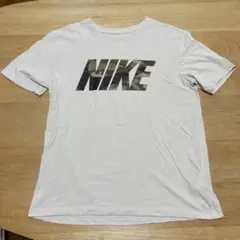 NIKE カモフラ柄ロゴTシャツ　Lサイズ　ベージュ