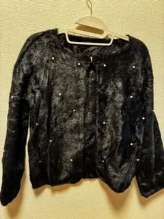 ビジュー装飾 黒ファーカーディガン
