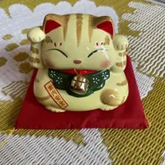 陶器製猫の貯金箱 鈴付き