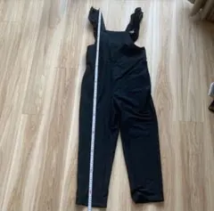 GU サロペット　オーバーオール 150 黒 ブラック　フリル