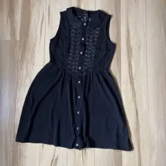 lilLilly リルリリー　ノースリーブ黒ミニワンピースのサムネイル