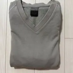 Nike DRI-FIT グレー Vネック長袖セーター 新品、未使用