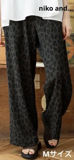 niko and…ニコアンド DRY クシュイージーパンツM モノトーンヒョウ柄