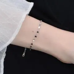 ブレスレット ペタルチェーン シルバー キラキラ 新品 サージカルステンレス