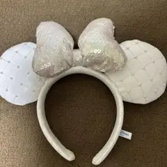 ディズニー カチューシャ ミニー 白 スパンコール パールデザイン