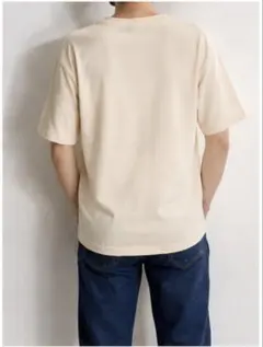 【新品未使用】着回し抜群 ベージュ無地Tシャツ Mサイズ　メンズレディース