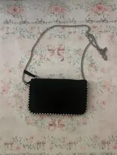 ZARA スタッズ付きチェーンショルダーバッグのサムネイル